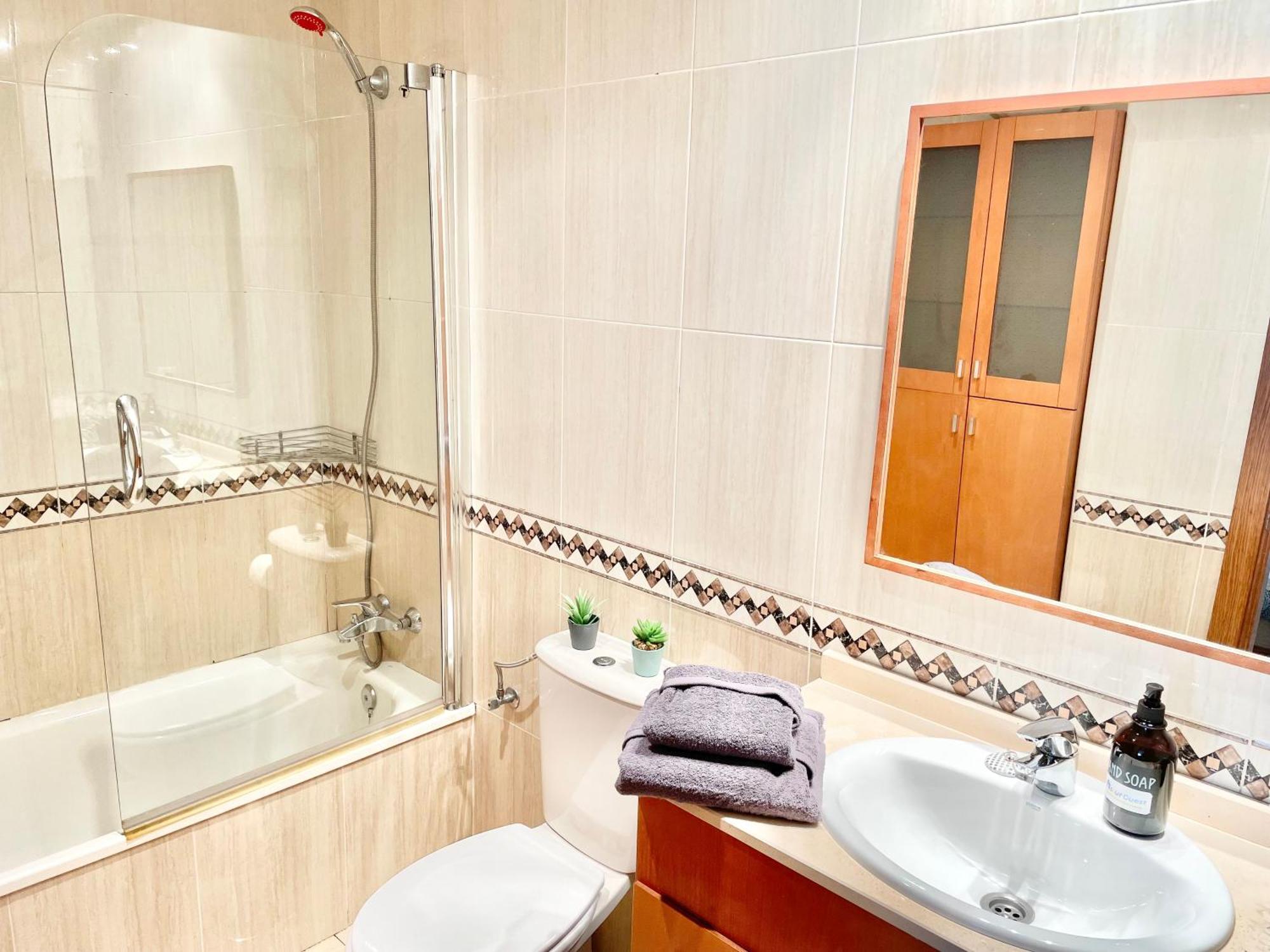 San Juan. Piscina Y Parking Privado. Apartment